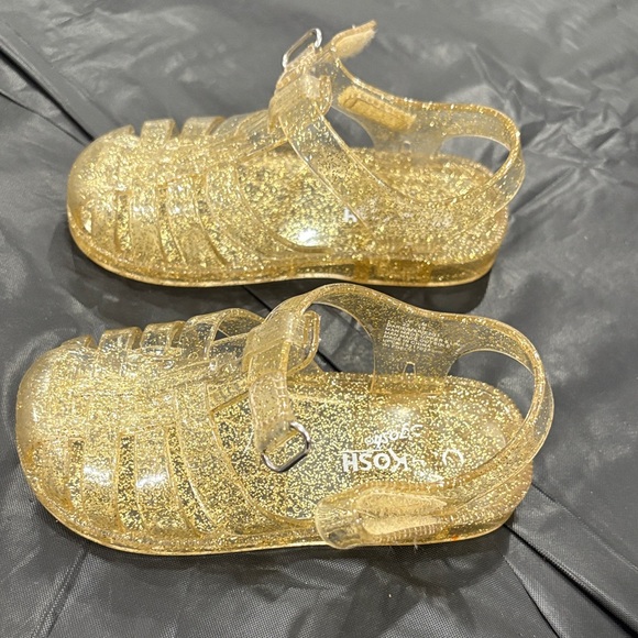 OshKosh B'gosh Glittery Gold Kids Sandals - Picture 2 of 6